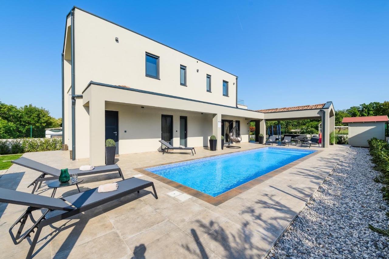 Villa Nobu Mali Vareski Exterior photo
